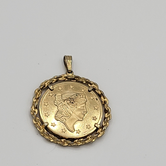 Avon Lady Liberty Necklace United States America Bicentennial Eagle 1776-1976 - Picture 5 of 10